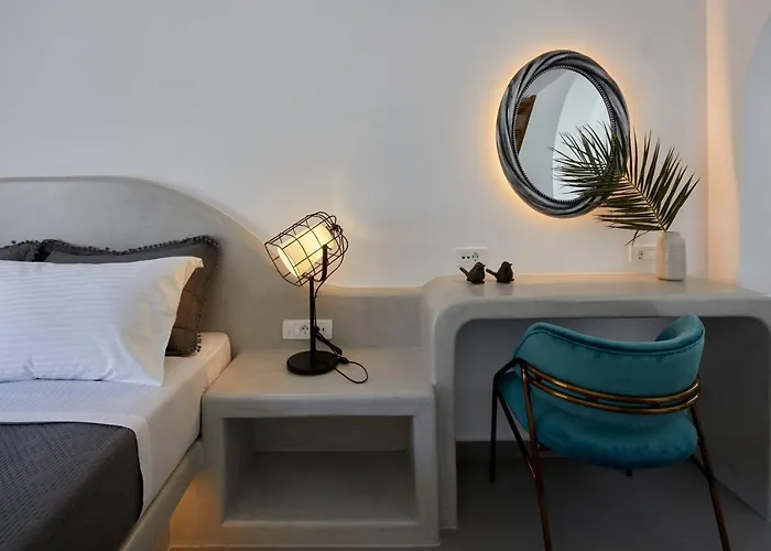 Mountain And Sea Apartahotel Kamári