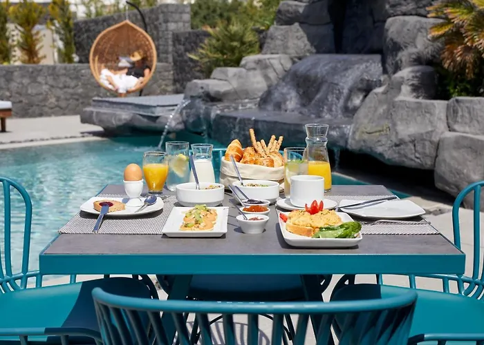 Mountain And Sea Apartahotel 4*