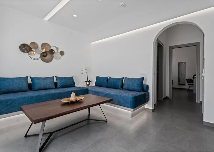 Mountain And Sea Apartahotel Kamári