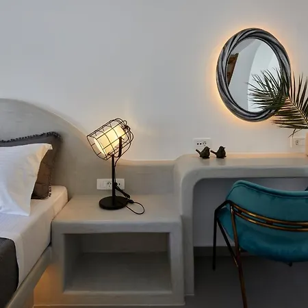 Mountain And Sea Aparthotel Kamári