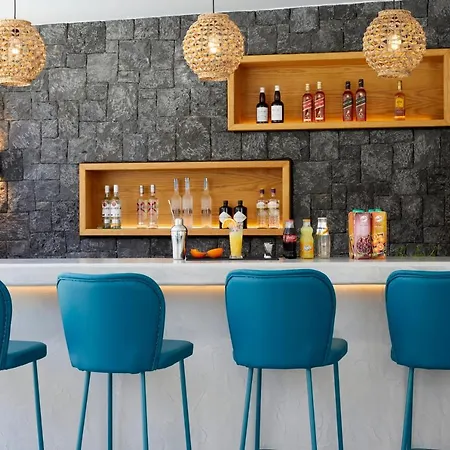 Mountain And Sea 4* Kamári