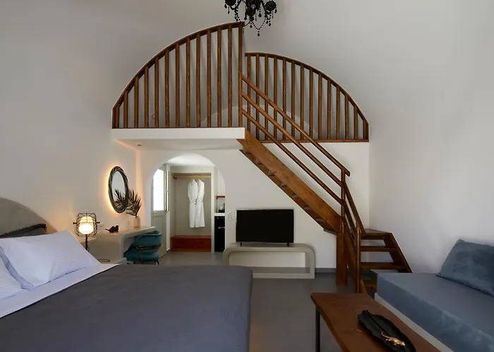 Mountain And Sea Aparthotel 4*